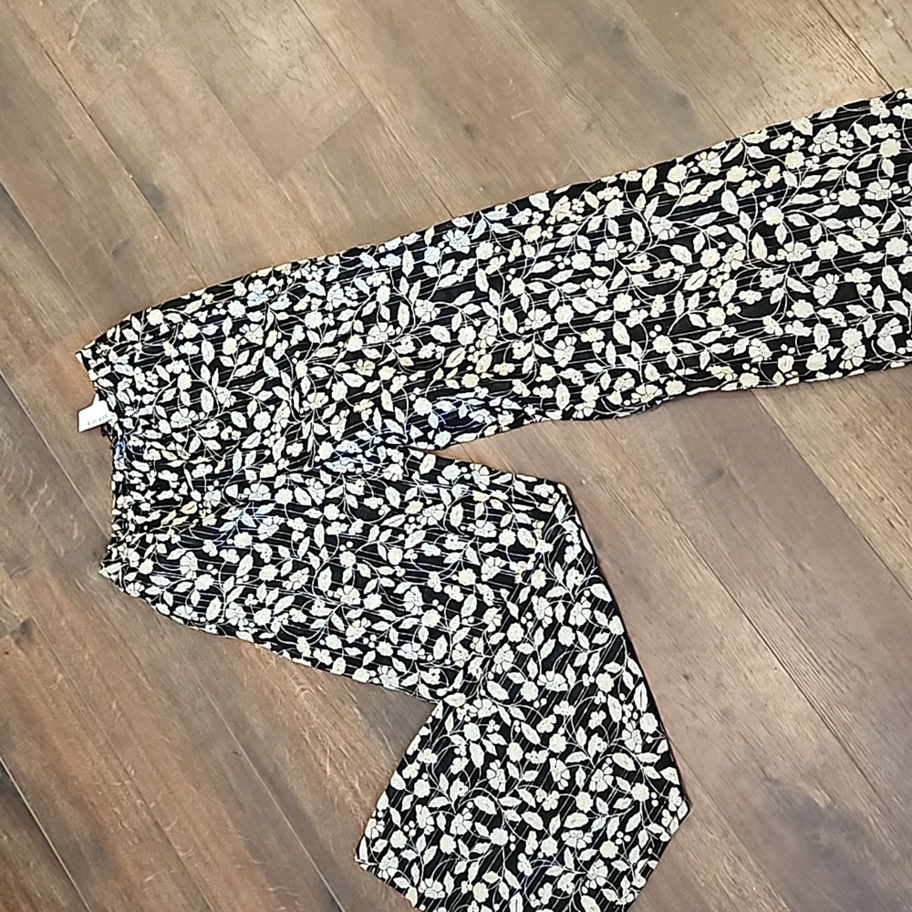 NWT Zara Flowy Wide leg sheer floral pants xs